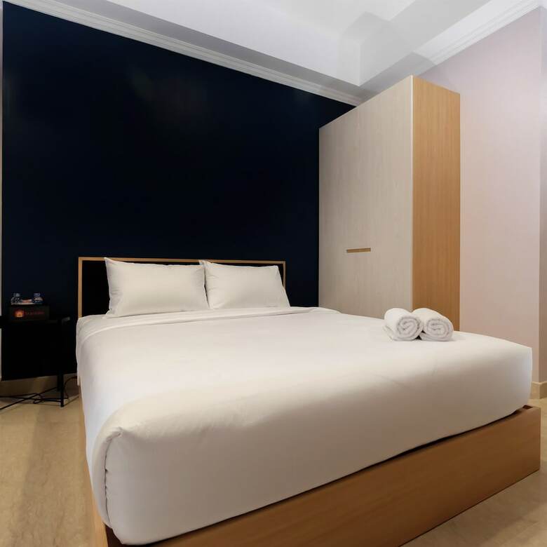 Comfortable Studio At Menteng Park Apartment