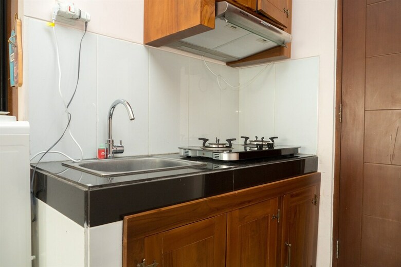 Homey 2br With Private Roof Garden Gateway Pasteur Apartment