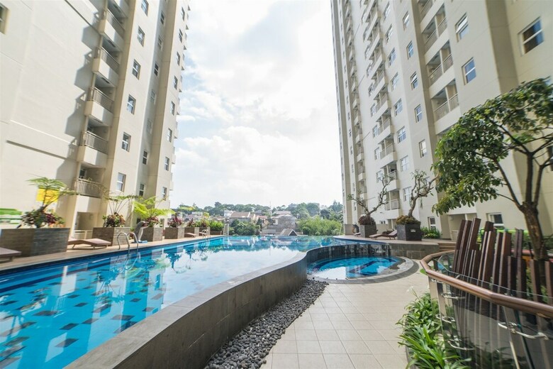 Elegant 2br Apartment At Parahyangan Residence