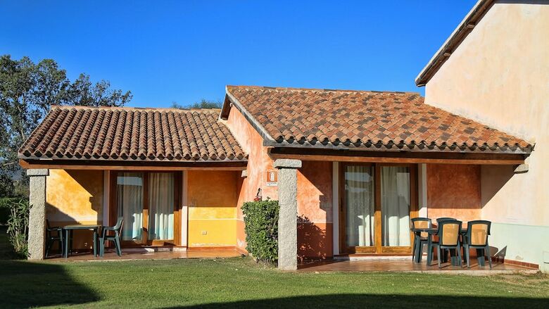 Posada Th San Teodoro | Liscia Eldi Village