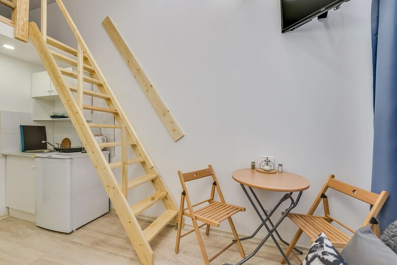 Tomi Apartments