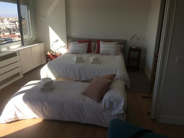 Apartamentos Heima Colon Square Amazing Views