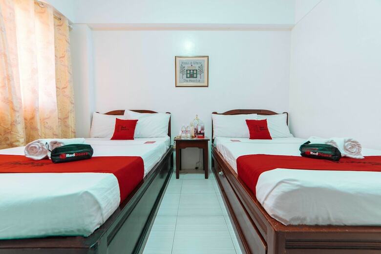 Hotel Reddoorz Plus @ Poblacion District Davao