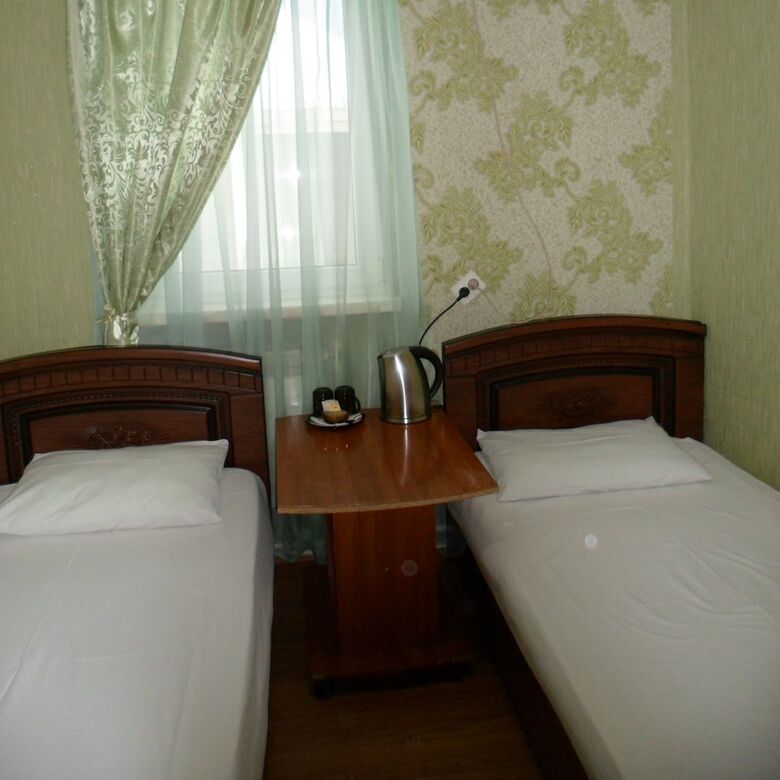Hotel Guest House Arev