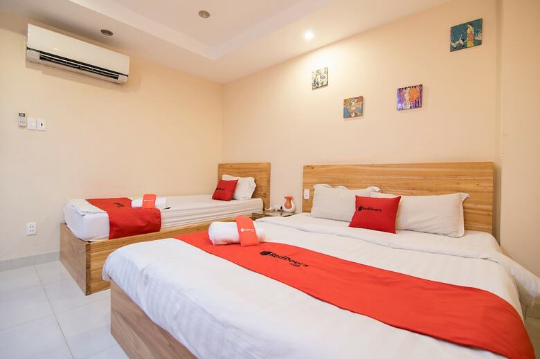 Hostal Reddoorz @ Bui Vien Walking Street - Hostel