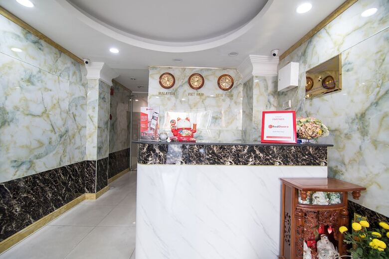 Hotel Reddoorz Plus @ Ben Thanh Market 4