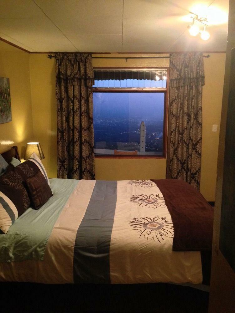 Hotel Poas Lodge