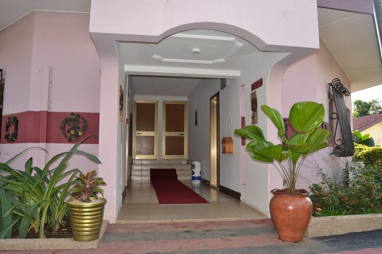 Hotel Royal Basin Resort