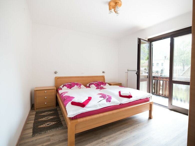Apartments And Rooms Nata?a 2