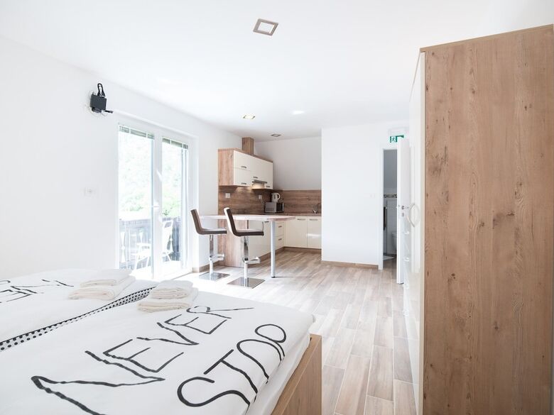 Apartments And Rooms Nata?a 2