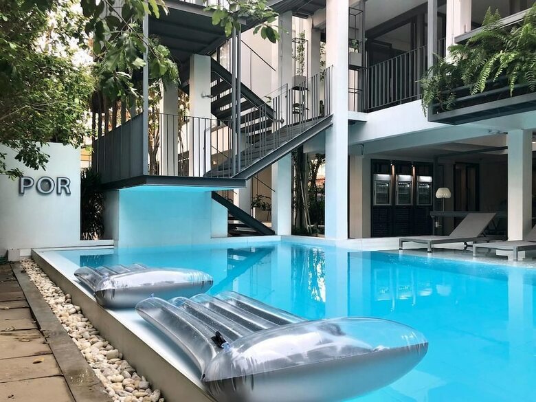 Hotel Por Santitham