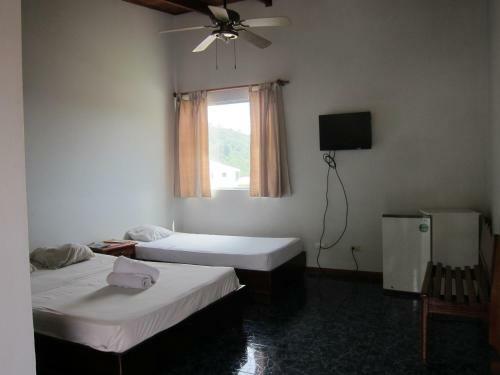 Hostal Hotel Reventazon & Guesthouse