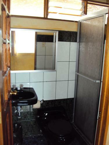 Hostal Hotel Reventazon & Guesthouse