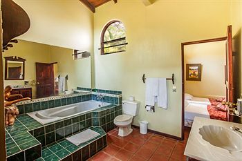 Hotel Villa Casa Blanca