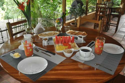 Bed & Breakfast Tiriguro Lodge