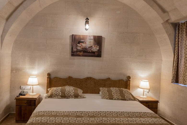 Hotel Grand Elite Cave Suites