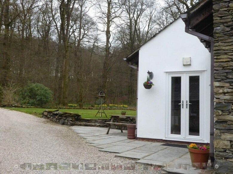 Low Jock Scar Country Estate