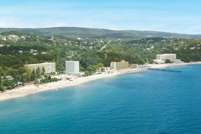 Marina Hotel-all Inclusive In Sunny Day Resort