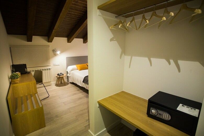 Villa Lucerna Sports & Hotel Resort