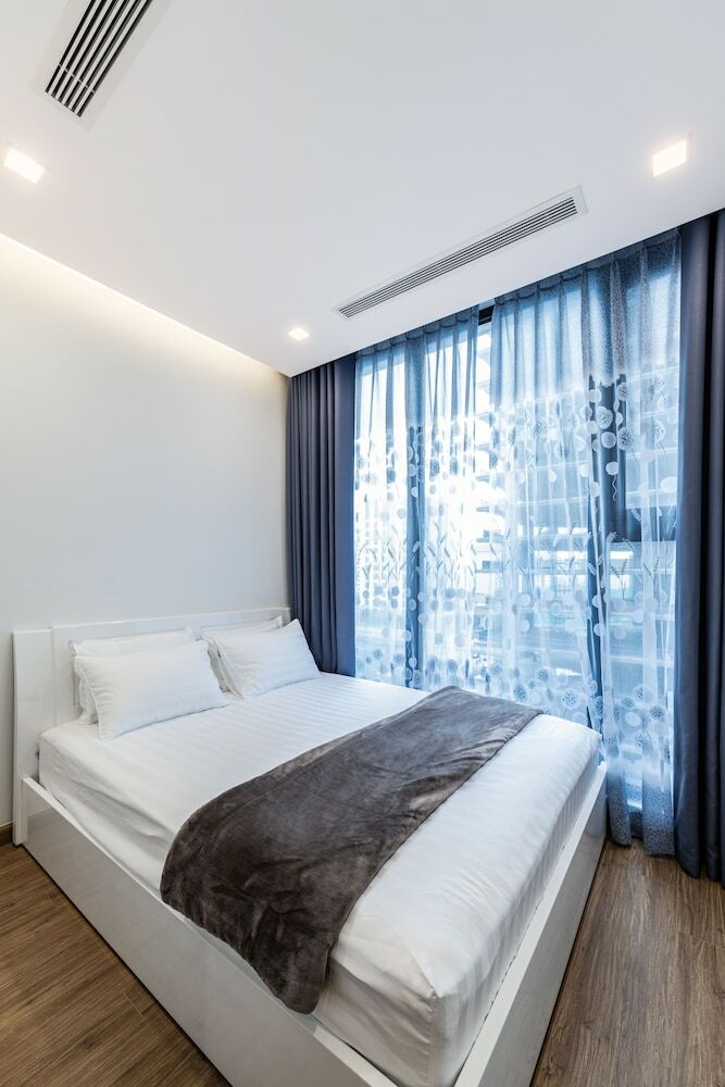Sweet Apartment In Vinhomes Metropolis