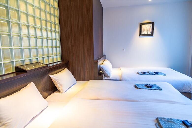 Floral Hotel � Nihonbashi Osaka