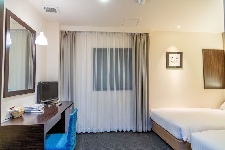 Floral Hotel � Nihonbashi Osaka