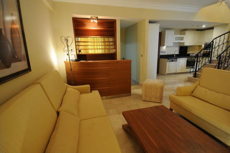 Residencia Goldcity Holiday Homes