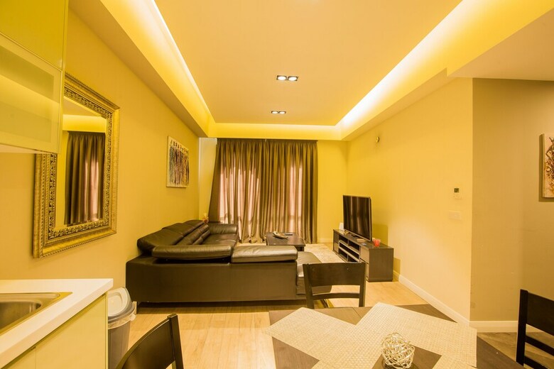 Apartamentos Accra Fine Suites