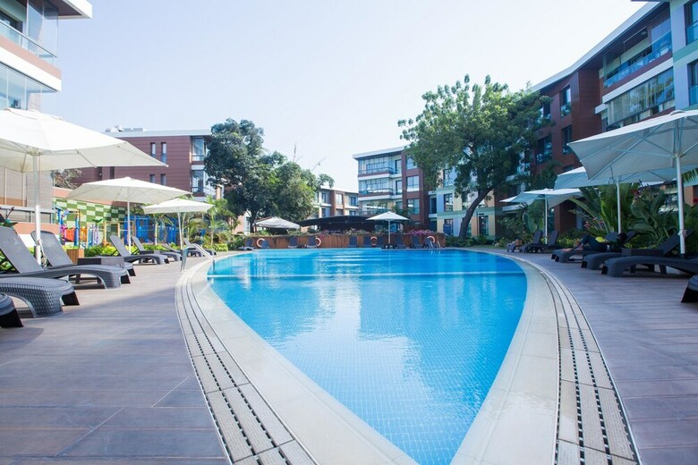 Apartamentos Accra Fine Suites