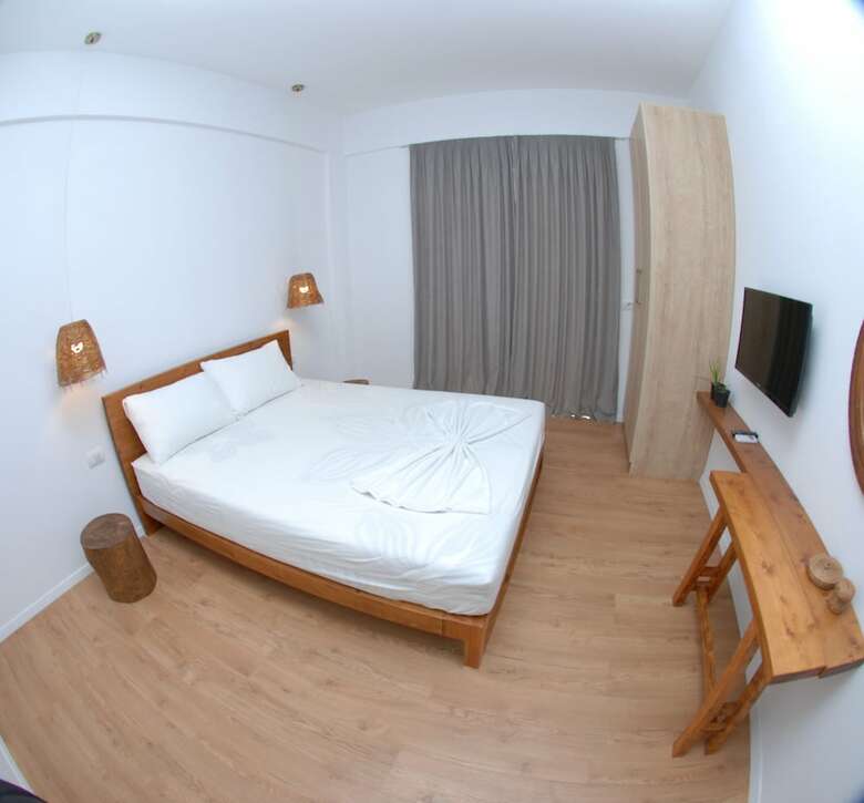 Hotel Kanes