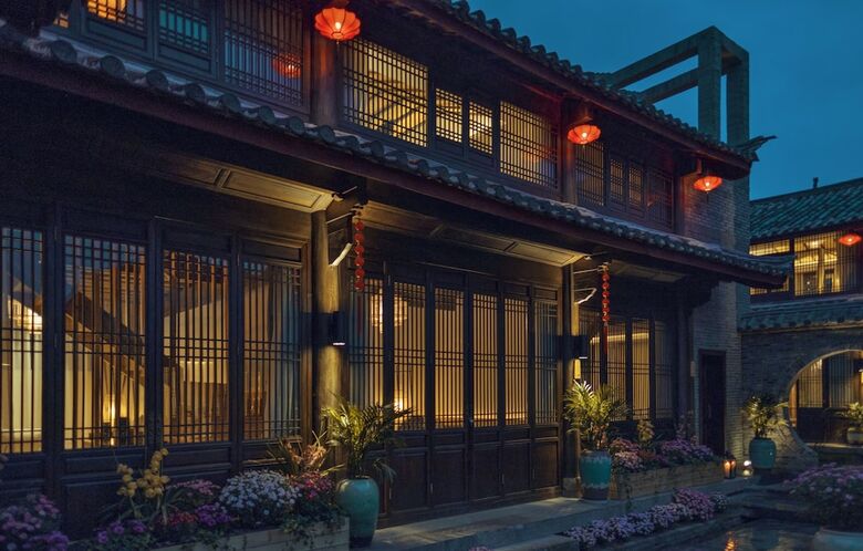 Lijiang Qilu Garden Hotel