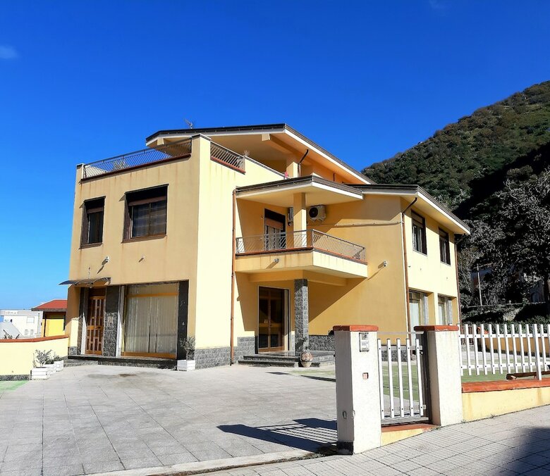 Apartamento Living Piraino