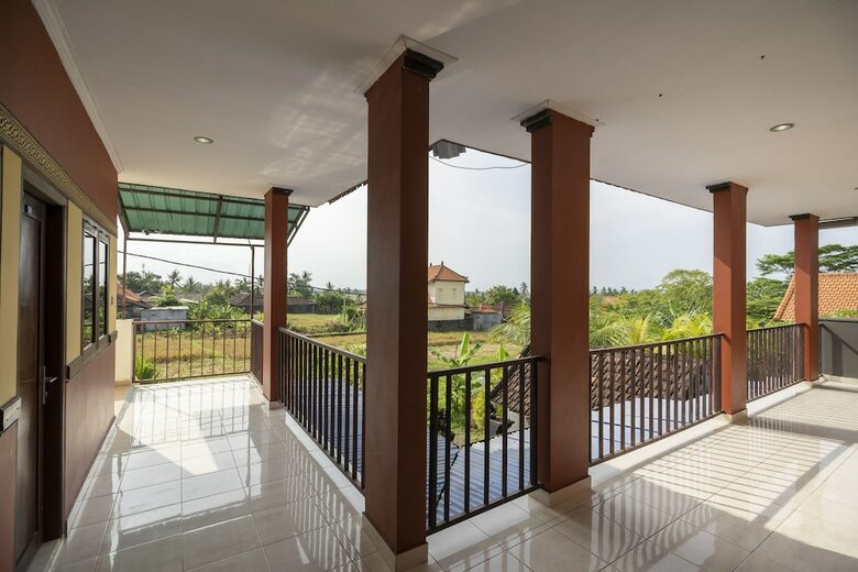 Hotel Oyo 636 Apartmen Kak Okoh