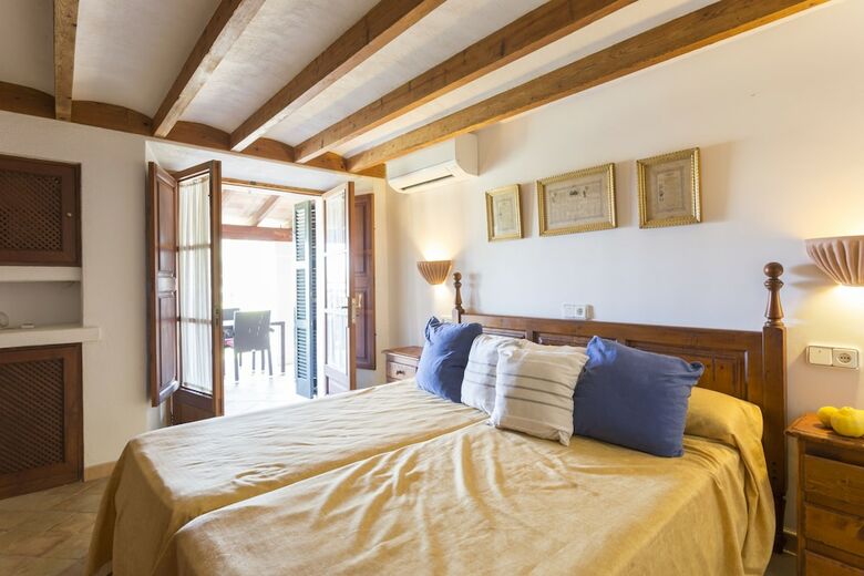 Puerto Pollensa Villas And Apartments