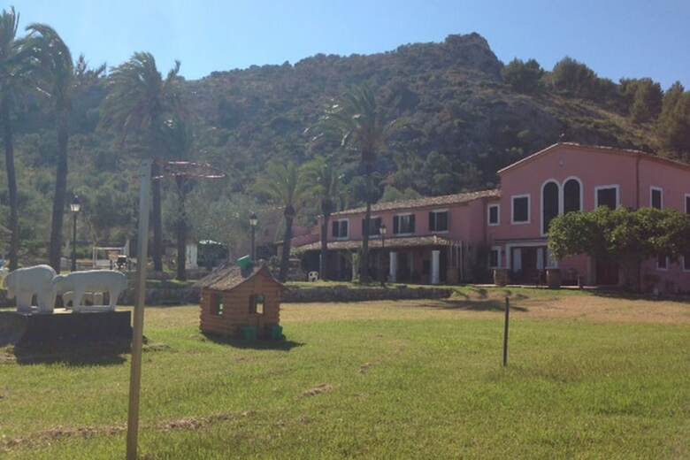 Puerto Pollensa Villas And Apartments