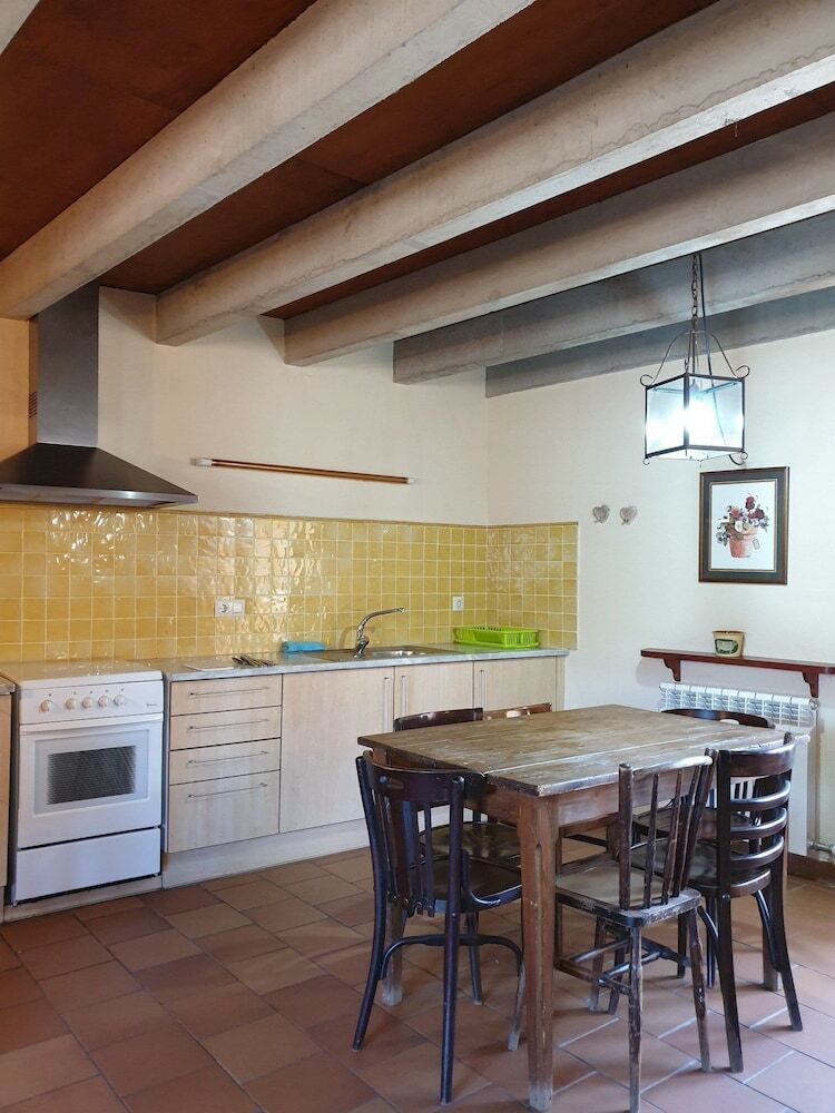 Apartamentos El Serrat Turisme Rural