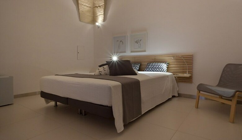 Hotel Rescio's Rooms B&B