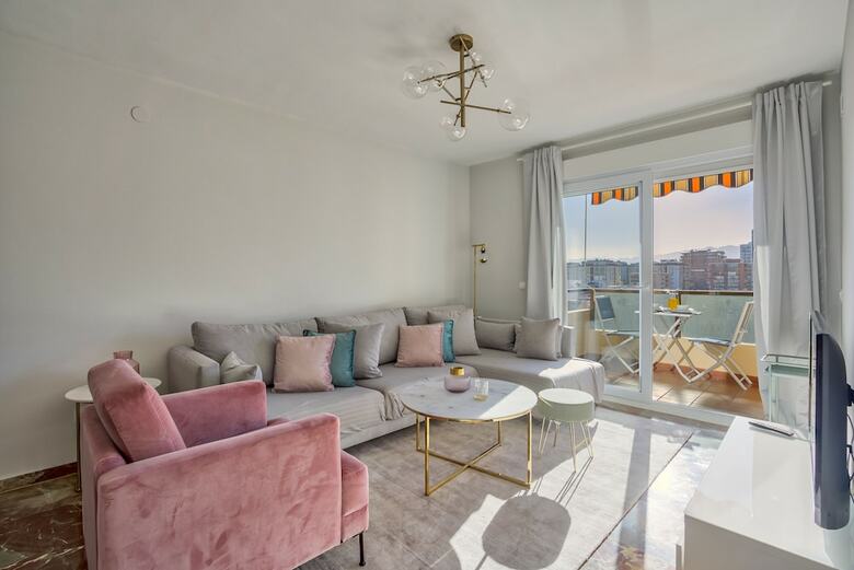 Apartamentos Sur Suites Lubina