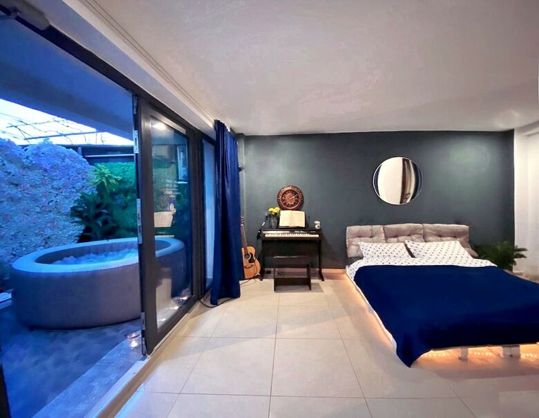 Urban Garden Aparthotel