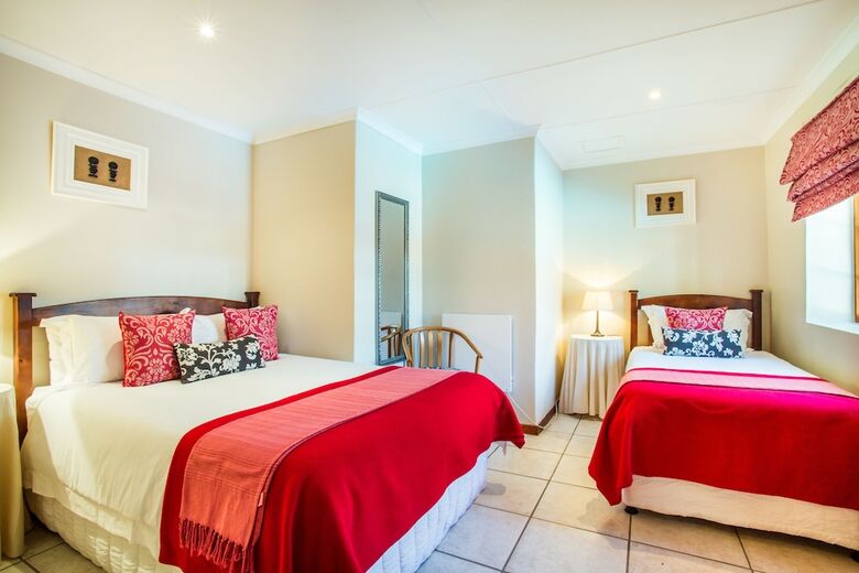 Hotel 88 Baron Van Reede Guesthouse