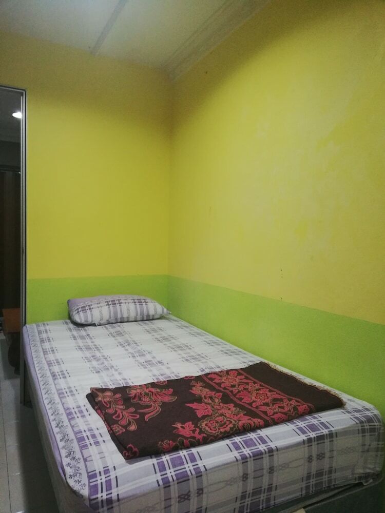 Hostal Oriental Riverside Guest House - Hostel