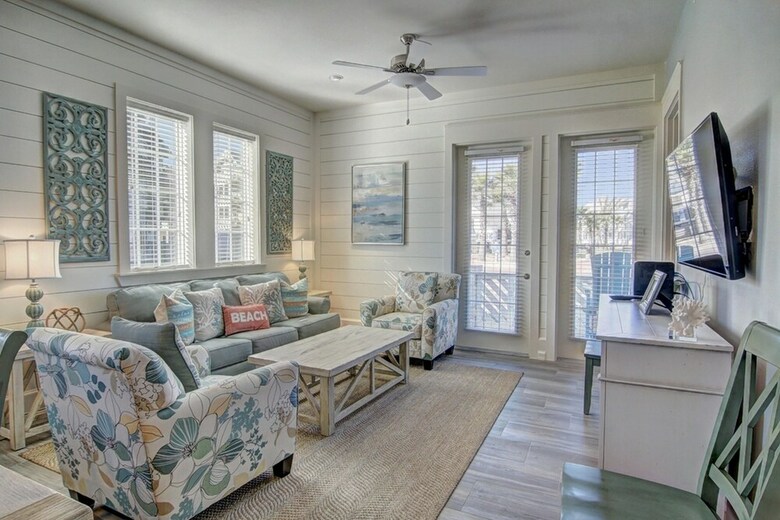 Cinnamon Shore- Sit Back & Relax Tc 10103