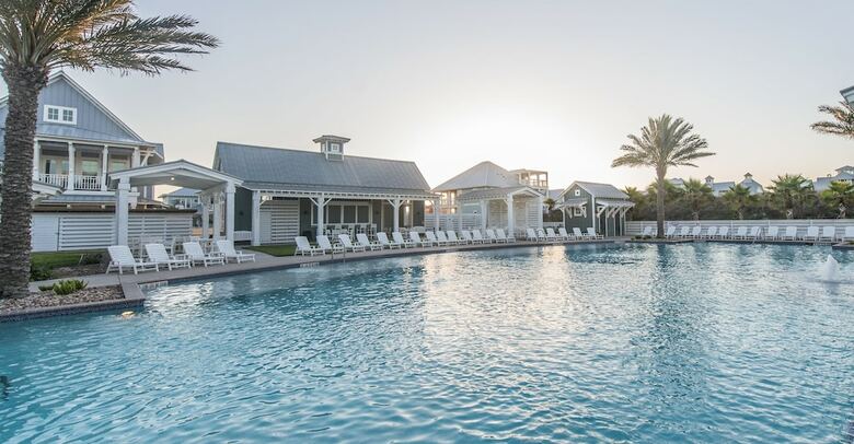 Cinnamon Shore- Blue Lagoon Tc 10102