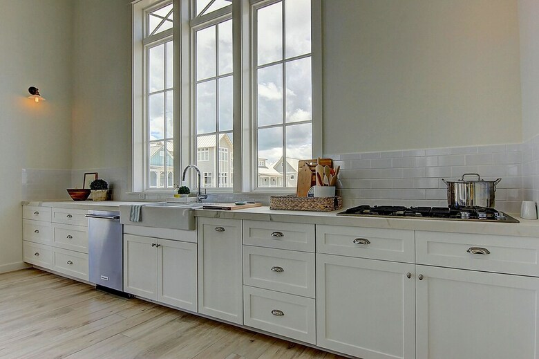 Cinnamon Shore- Southern Charm 259 Be