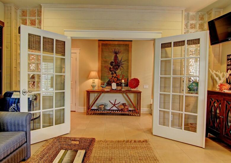 Cinnamon Shore- The Veranda 141 Be