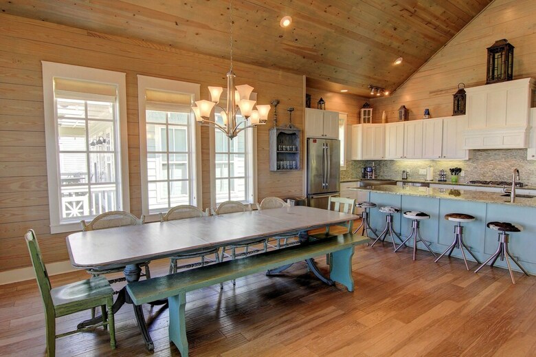 Cinnamon Shore- Blue Willow 187 Be