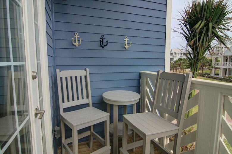 Cinnamon Shore- Ocean Pearl Tc 10205