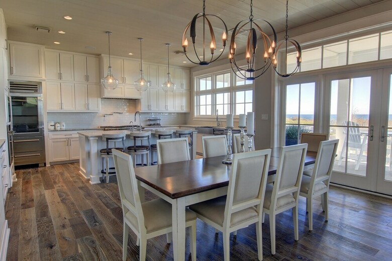 Cinnamon Shore- Barefoot Beach 236 Se