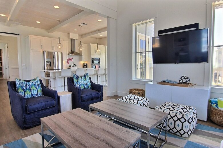 Cinnamon Shore- La Ola 261 Be