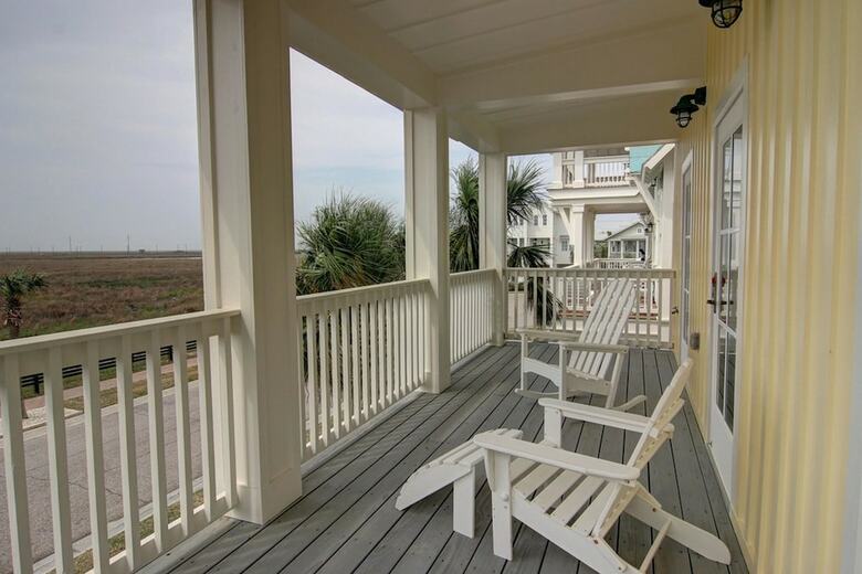 Cinnamon Shore- Hook, Wine & Sinker 133 Se
